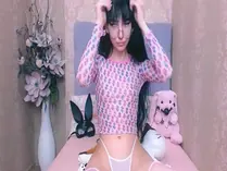 Slim Hot Nerd Offer A Pleasurable Performance Live