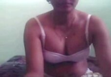 Inexperienced indian peels off on web cam