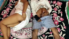 Wild IndianCouple joins sonnie for scorching getting off sesh on the sofa