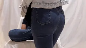 Jecikairani - A Muslim COUGAR with nylon socks likes ass-fuck and bj activity!