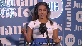 Juan Bustos interviews Natalia Garcia Pide about her delicious butt and warm polishing sesh on the smartphone