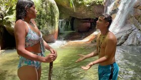 Sofiayriky's humungous bumpers and caboose get lost in the forest while she's left alone