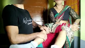 Sonika Sakar and Pritam Vis get down and filthy with Makaan Malkin in Hindi porno