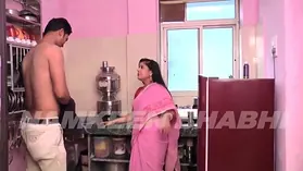 Sizzling Indian girl/girl devar Vabi energetically smooches and drills in super-hot bathsextape