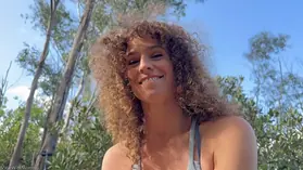 Vibewithmommy and Vibewithnoodles share their huge tits and juicy booties in public POV cage action