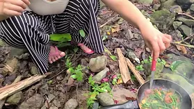 Pinay Cooking Kinky Ferns & Hookup in Riverside: Viral Solo Mummy Outdoors