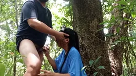 Hornygaile's exclusive blowjob & doggystyle action in public!