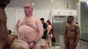 Observe Jay Playhard, Bigbootyandbeast, Spread 3x, Luna Lark, Omgiana, Slave Lady, Tee Tee Knead