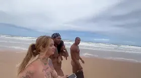 Loira Luxx, Lunna Dweeb & Pitbull Pornography get insatiable with the supah-fuckin'-red-hot fellows on the beach