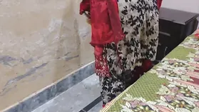 Pakistani maid Saira Pakistan gets her big ass drilled by her Stellar Pakistani boss in clear Hindi Dialogue