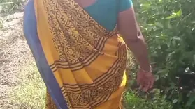 Saanthi2 & Vetrivel in super-fucking-hot homemade Indian pornography flick