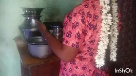 Observe Saanthi2 & Vetrivel get nasty in the Malayali kitchen lovemaking