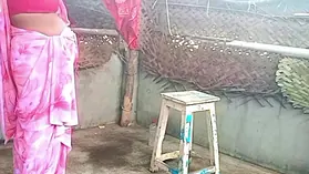 See Vetrivel and Saanthi2's Indian Saree get a warm and intense bathtub from their dude
