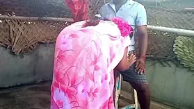 See Vetrivel and Saanthi2's Indian Saree get a warm and intense bathtub from their dude