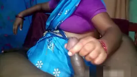 Witness Saanthi2, the Indian wife, get torn up in the shower with Vetrivel's help