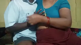 Saanthi2's super hot homemade Tamil village movie with her youthful stud