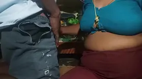 Saanthi2's super hot homemade Tamil village movie with her youthful stud