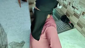 Eshita Vabi, Betty69 & Desiboy67 get their very first time kitchen ravaging from subordinated cooks